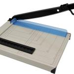 Massicot A4 compact, coupe-papier en métal, machine à découper pour photos, papier, carton jusqu'à 160 g/m² et papier, jusqu'à 6-8 feuilles en 80 g/m²