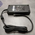CHARGEUR DELL 180 VOLT